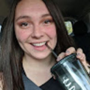 Meet your Posher, Melanie